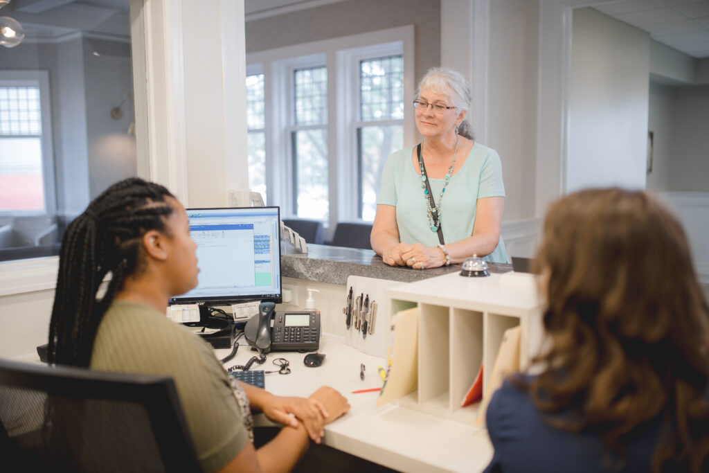 Dr. Office Workers